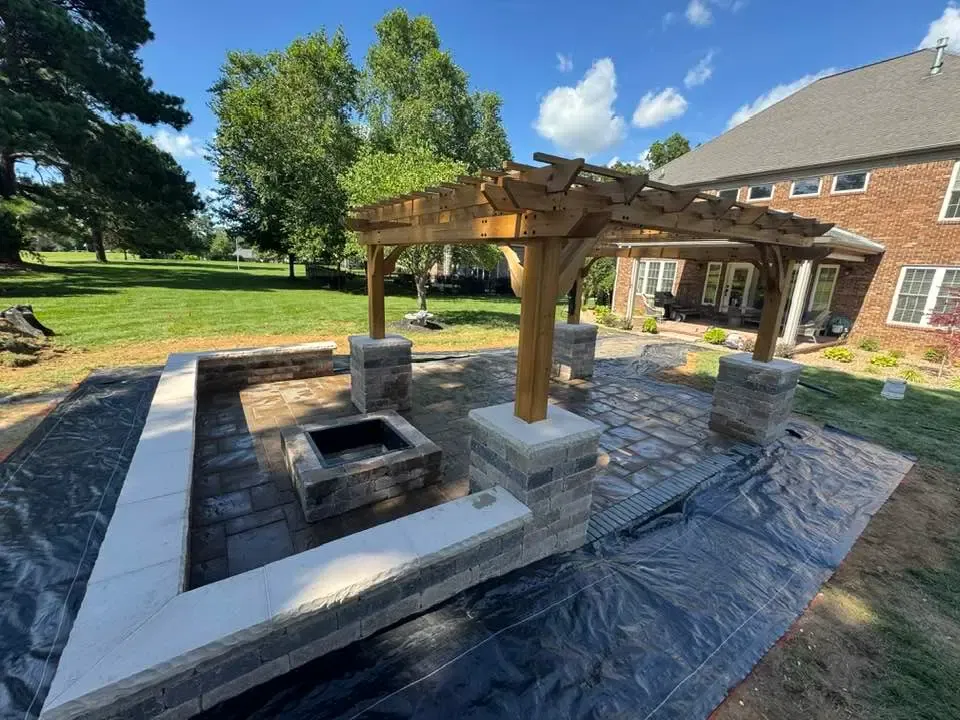 Looking for Hardscaping Contractors? 10 Things You Should Know About Pricing and Quality